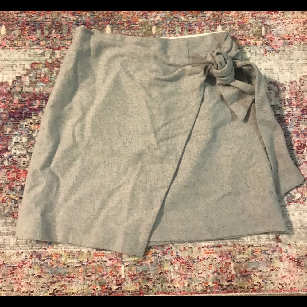 A line size 2 Wilfred skirt